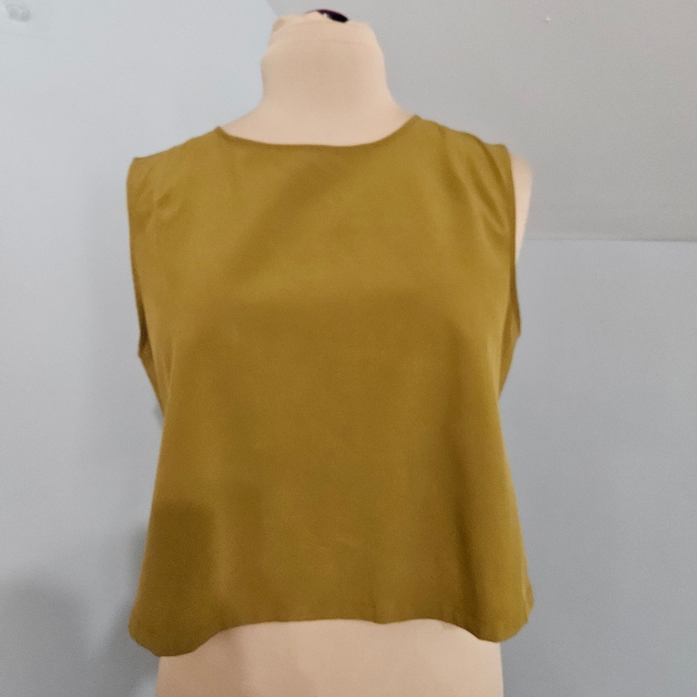 Wayre Sleeveless Crop Top Mustard Yellow Ochre Recycled Stretch Size L Boxy Fit